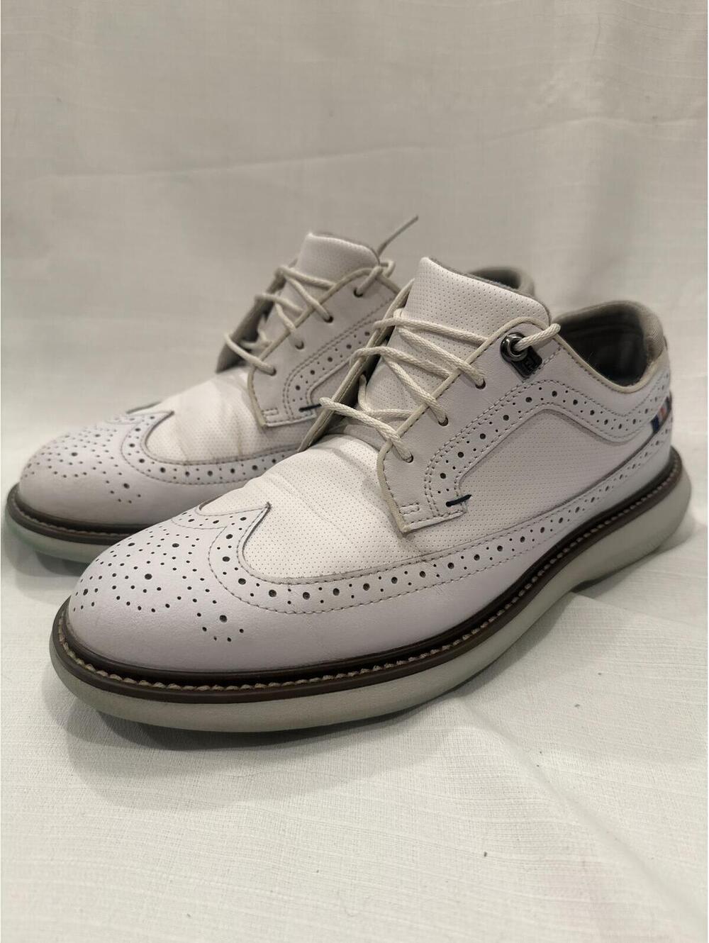 FootJoy Men's 9 M White Wingtip Golf Shoes Spiked Lace-Up